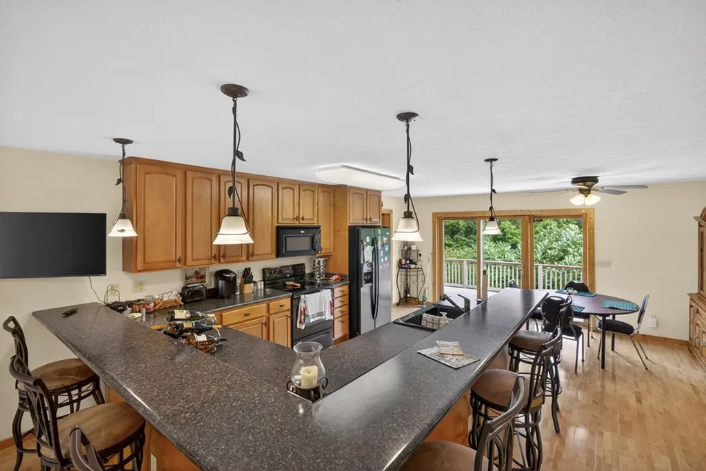 241 Hidden Cove Lane Allons TN 38541