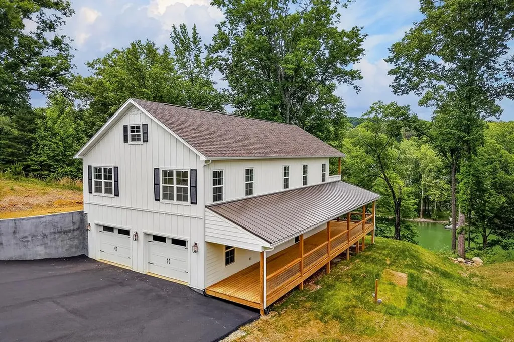 253 River Front Drive Sparta TN 38583