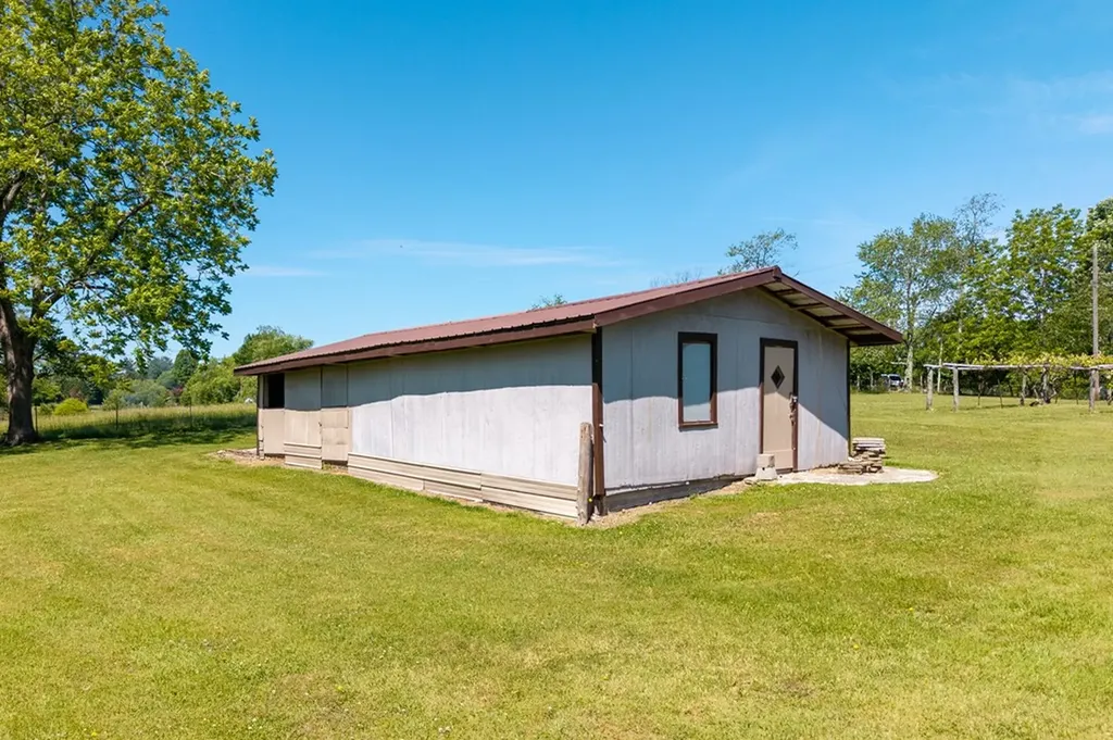 1805 Open Range Road Crossville TN 38555