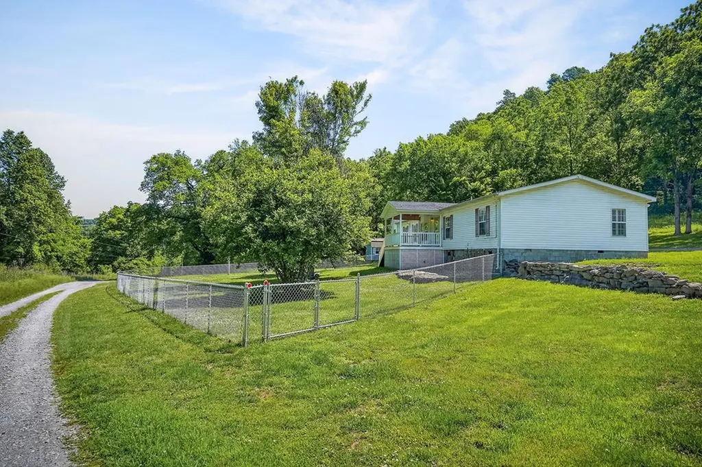 16130 Buffalo Valley Road Buffalo Valley TN 38548
