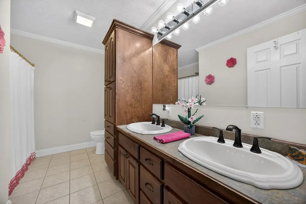 102 Oak Springs Lane Rickman TN 38580