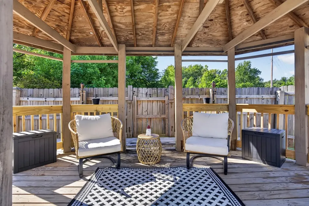 102 Oak Springs Lane Rickman TN 38580
