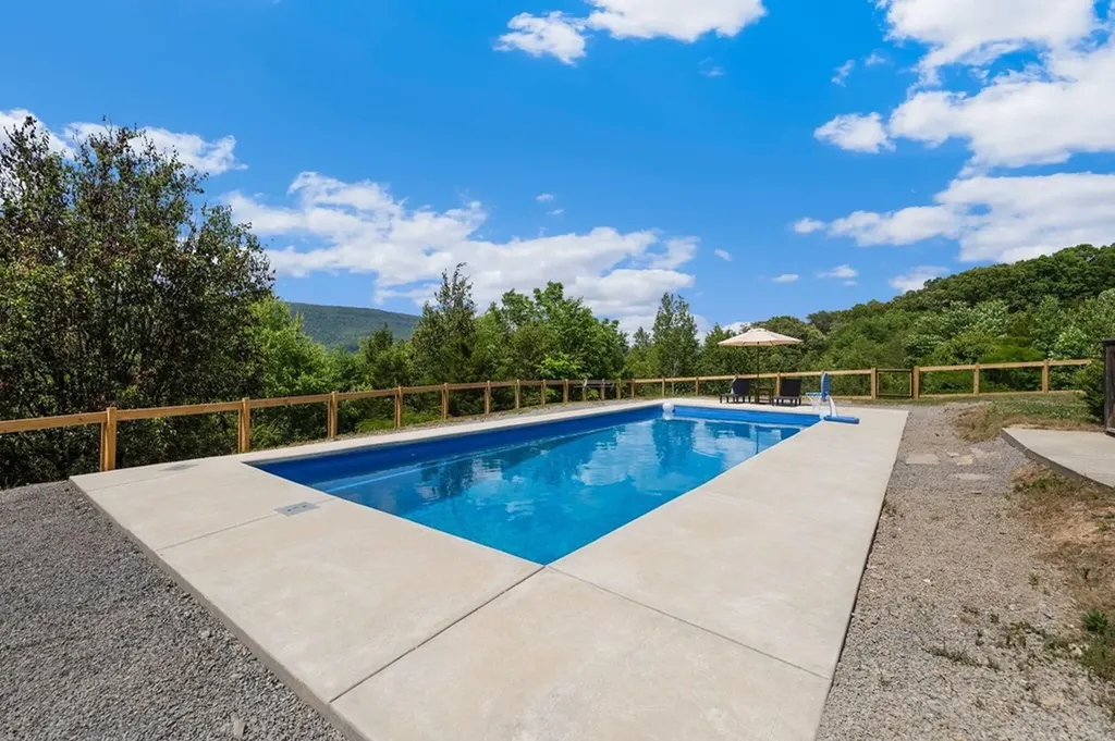 331 Hardin Road Dunlap TN 37367
