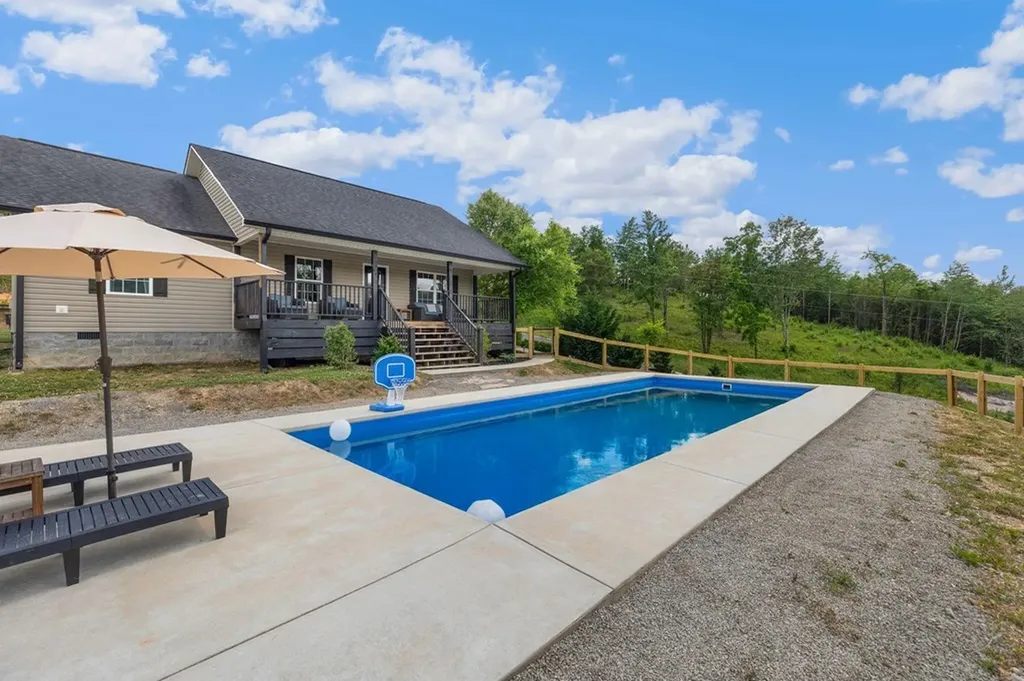 331 Hardin Road Dunlap TN 37367