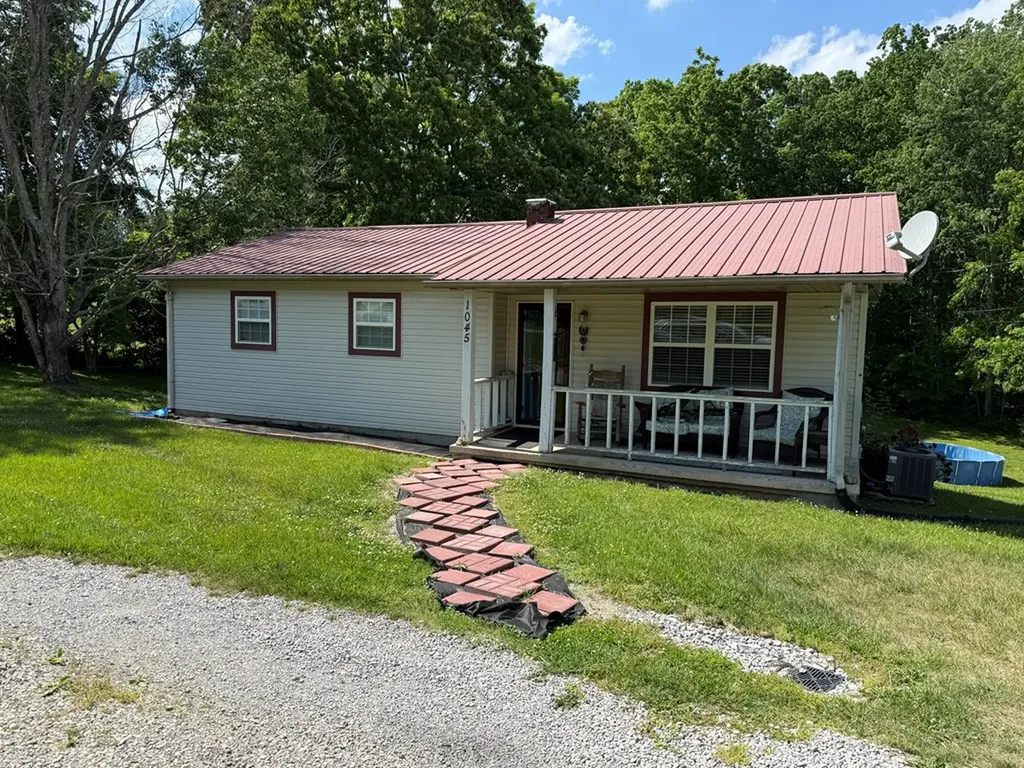 1045 Pearl Hinds Road Jamestown TN 38556