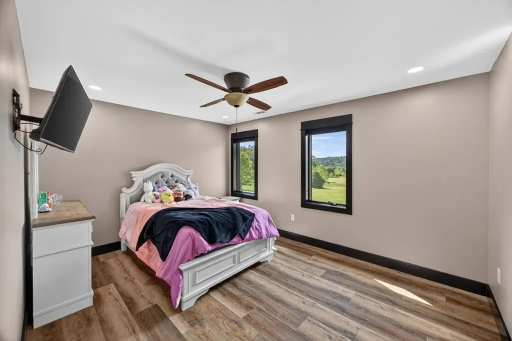 106 Pleasant Shade Lane Monterey TN 38574