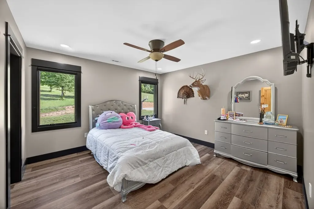 106 Pleasant Shade Lane Monterey TN 38574