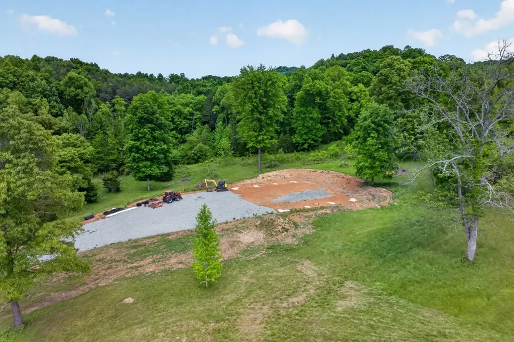 106 Pleasant Shade Lane Monterey TN 38574