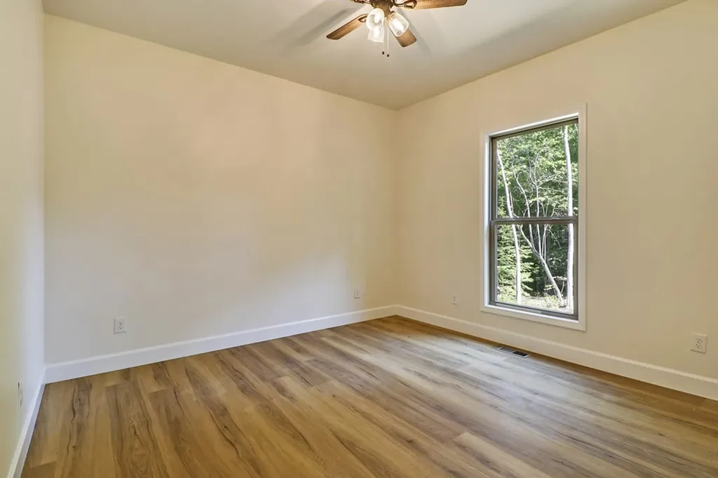 210 Creekview Court Jamestown TN 38556