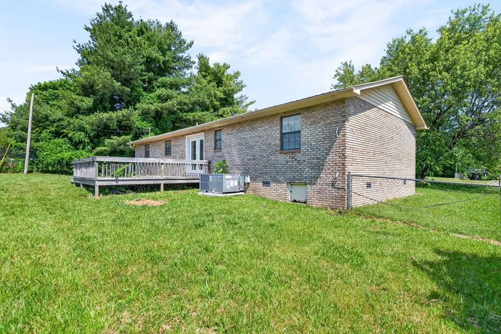 274 Whittenburg Road Crossville TN 38571