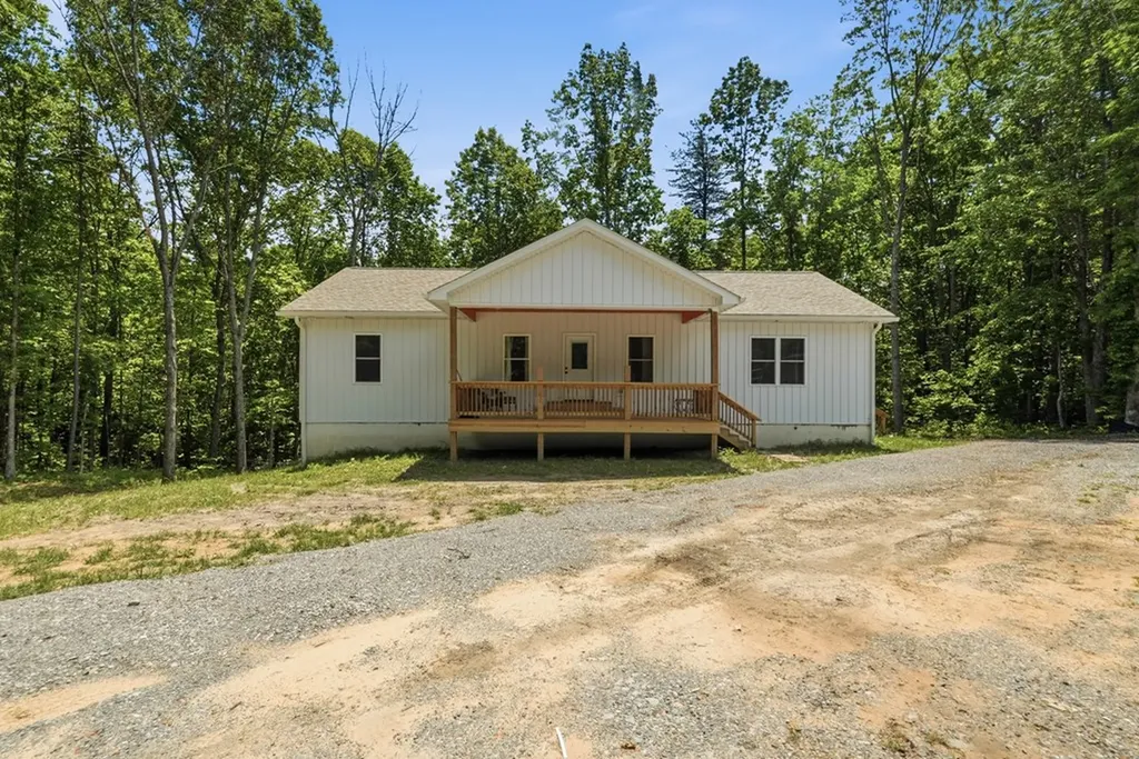 3882 Glade Creek Road Sparta TN 38583