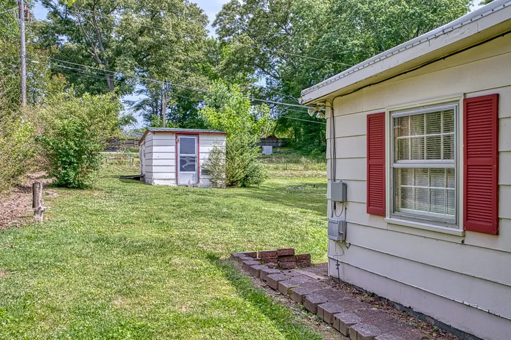 170 E 18th Street Cookeville TN 38501
