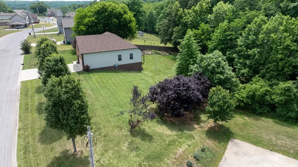 1456 Rustys Lane Clarksville TN 37042