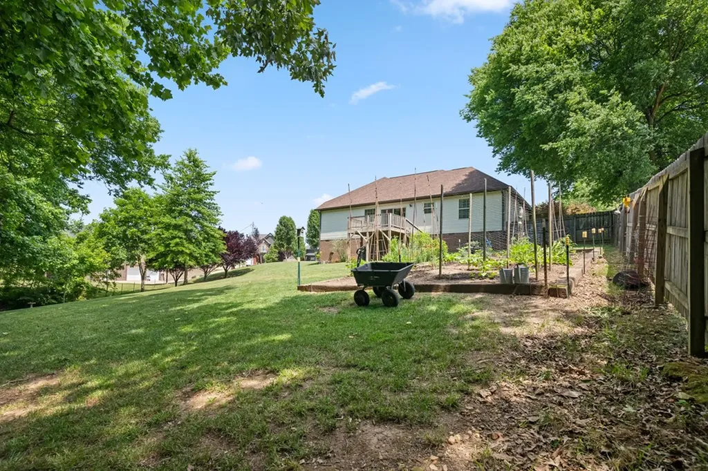 1456 Rustys Lane Clarksville TN 37042