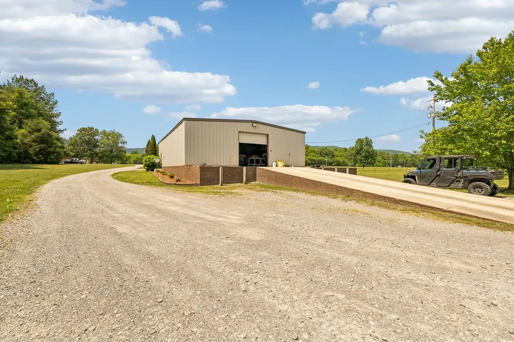 49 Cutting Edge Lane Dunlap TN 37327
