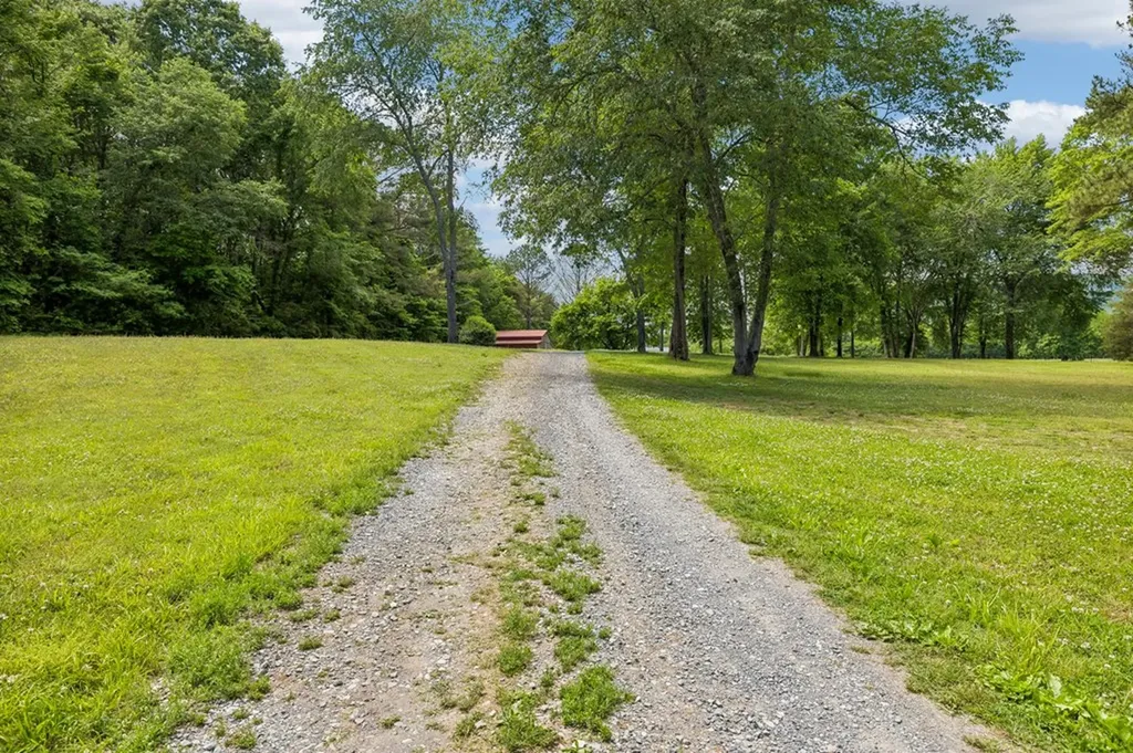 49 Cutting Edge Lane Dunlap TN 37327