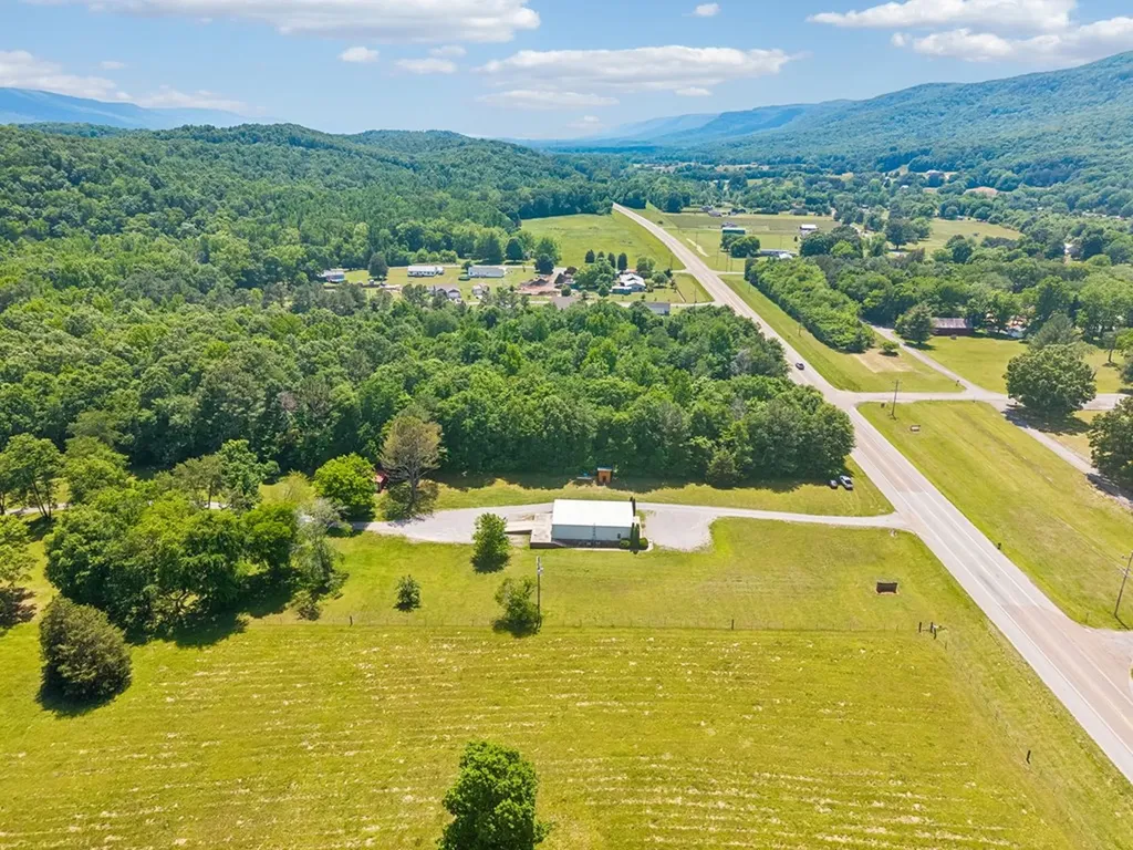 49 Cutting Edge Lane Dunlap TN 37327