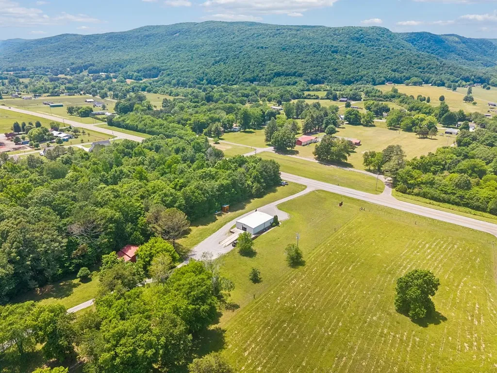 49 Cutting Edge Lane Dunlap TN 37327