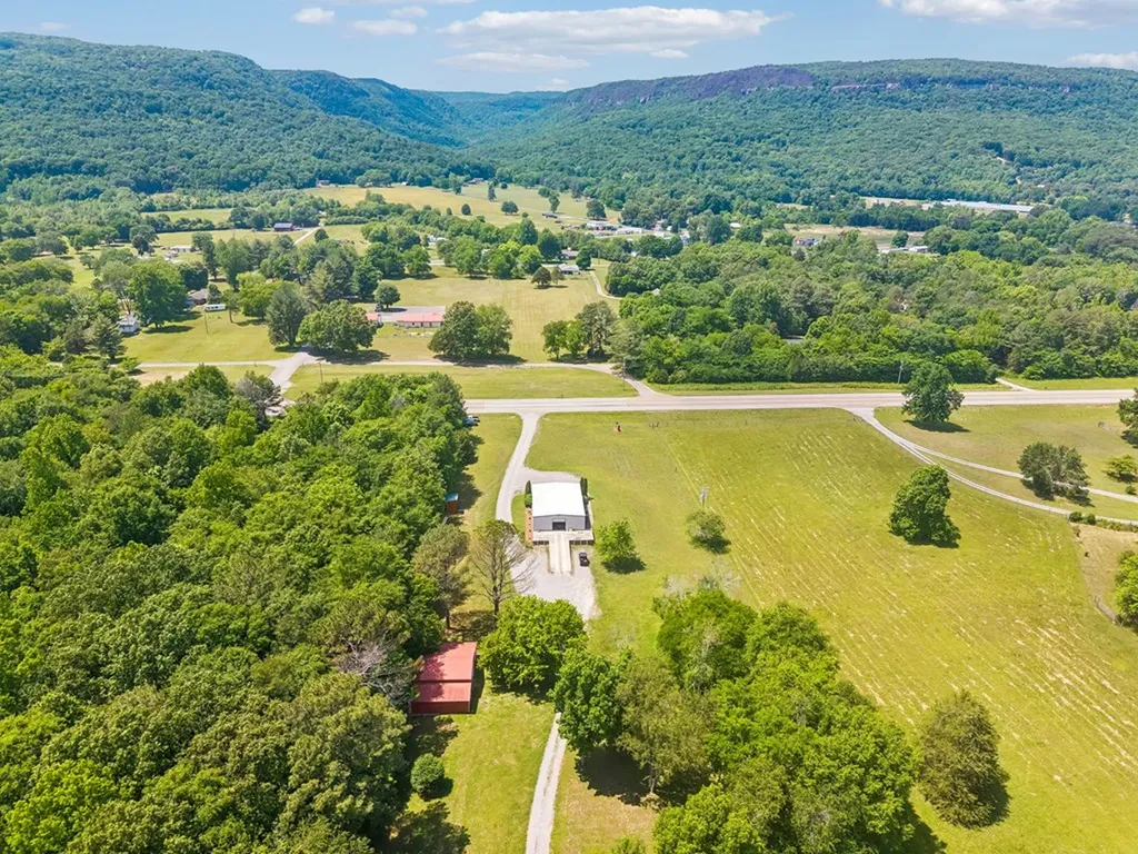 49 Cutting Edge Lane Dunlap TN 37327