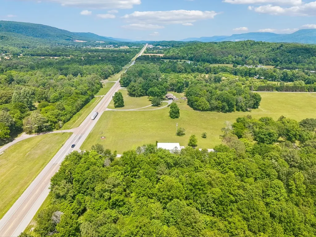 49 Cutting Edge Lane Dunlap TN 37327
