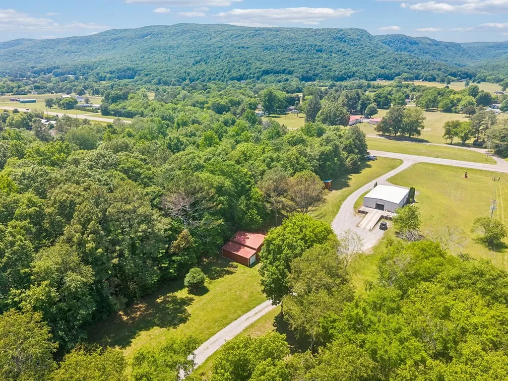 49 Cutting Edge Lane Dunlap TN 37327