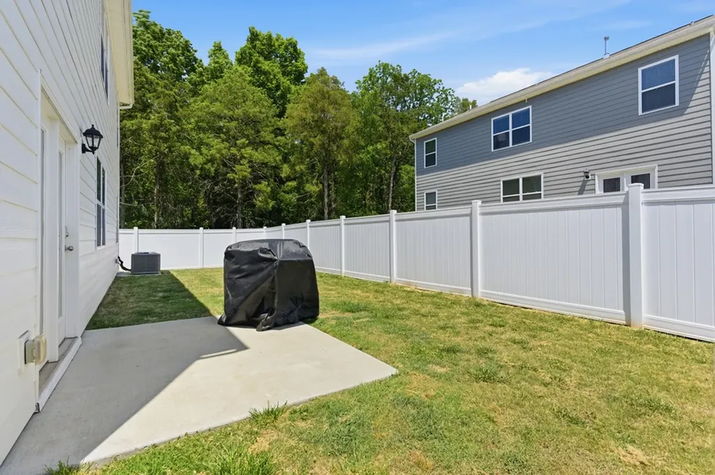 2108 Comanche Trail Lebanon TN 37087