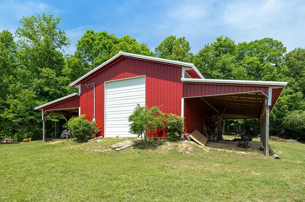 29 +/- Acres Standing Stone Highway Hilham TN 38568