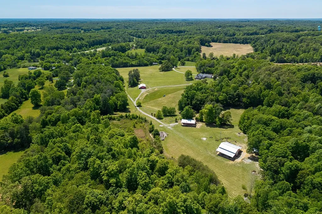 29 +/- Acres Standing Stone Highway Hilham TN 38568