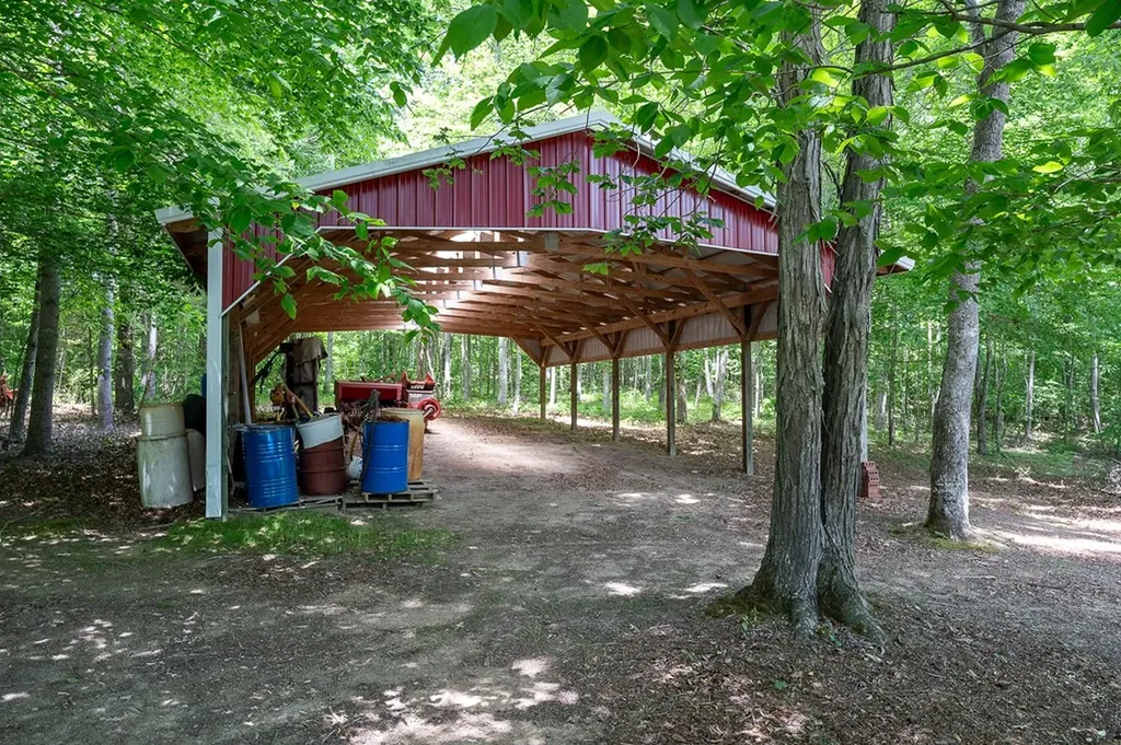 29 +/- Acres Standing Stone Highway Hilham TN 38568