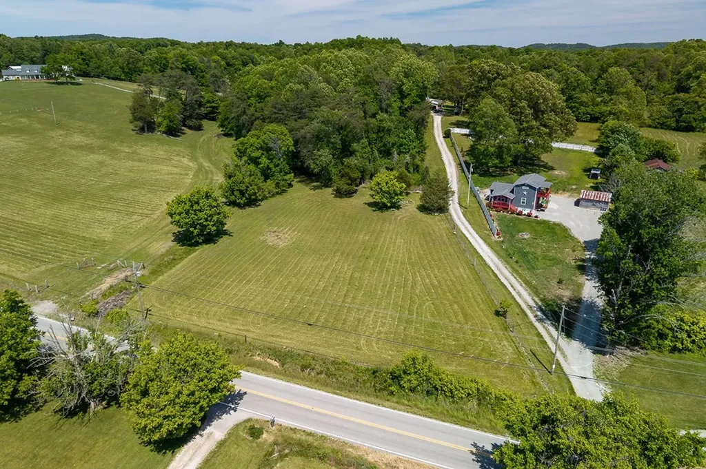 29 +/- Acres Standing Stone Highway Hilham TN 38568