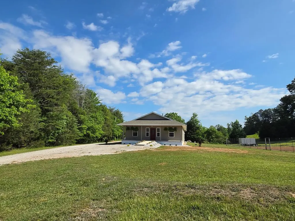 1518 Cummingsville & Sparkman Road Doyle TN 38559