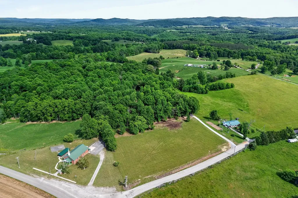 105 Mcdonald Chapel Road Monroe TN 38573