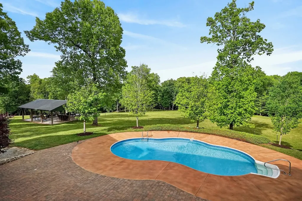 933 John Henry Lewis Road Dunlap TN 37327