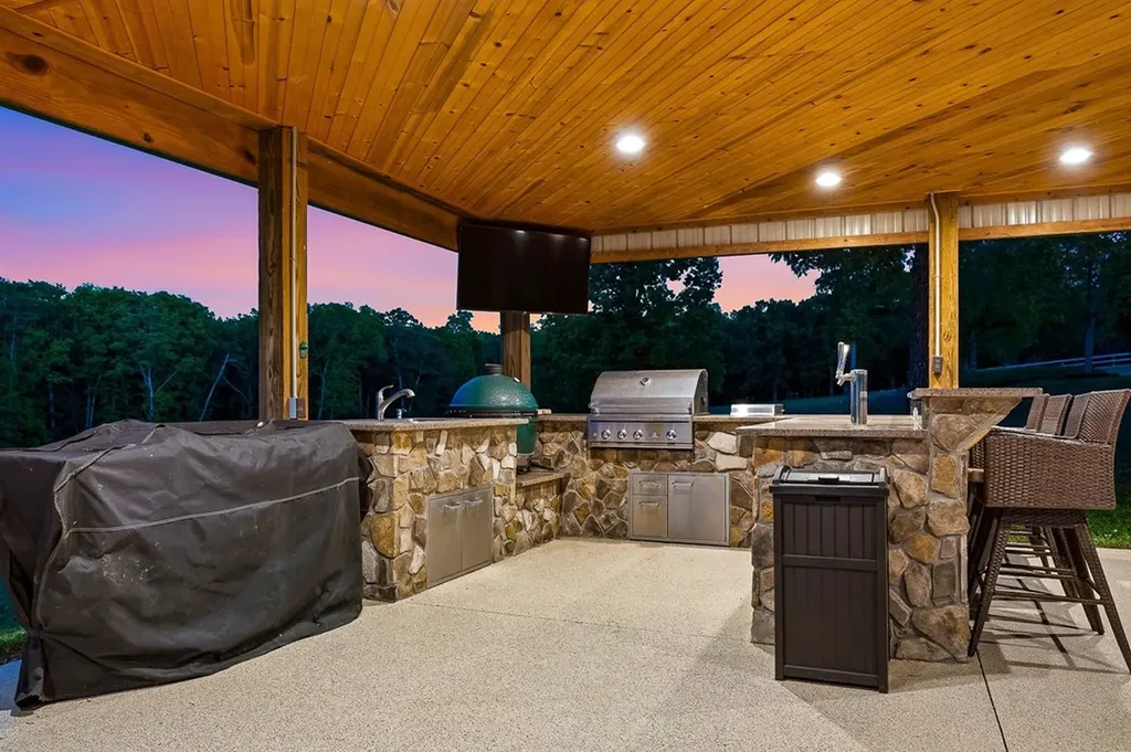 933 John Henry Lewis Road Dunlap TN 37327