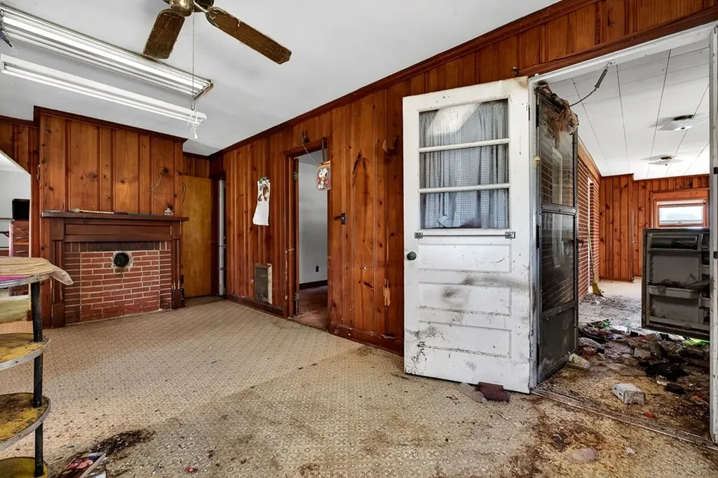 103 Hargis Lane Sparta TN 38583