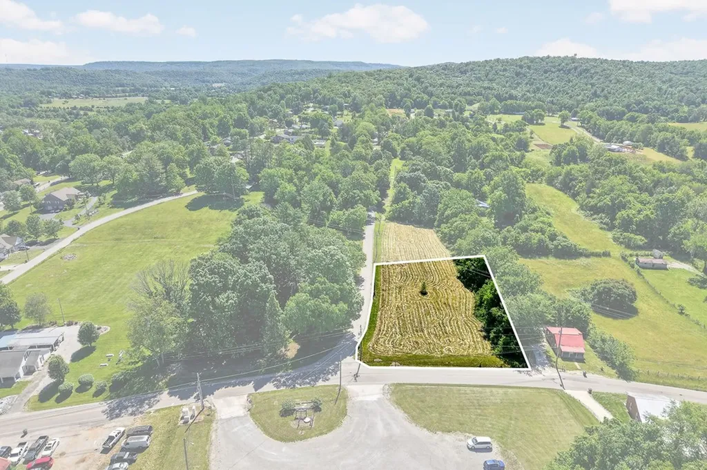 103 Hargis Lane Sparta TN 38583