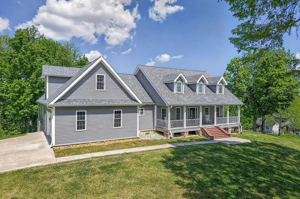 487 Cedar Hill Road Celina TN 38551