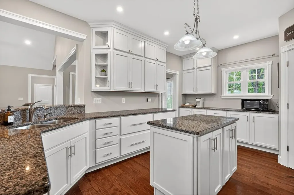 487 Cedar Hill Road Celina TN 38551