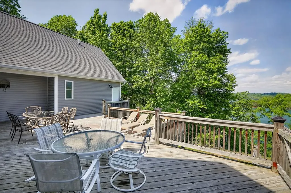 487 Cedar Hill Road Celina TN 38551