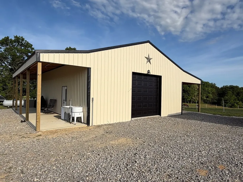 110 Don Conatser Road Allardt TN 38556
