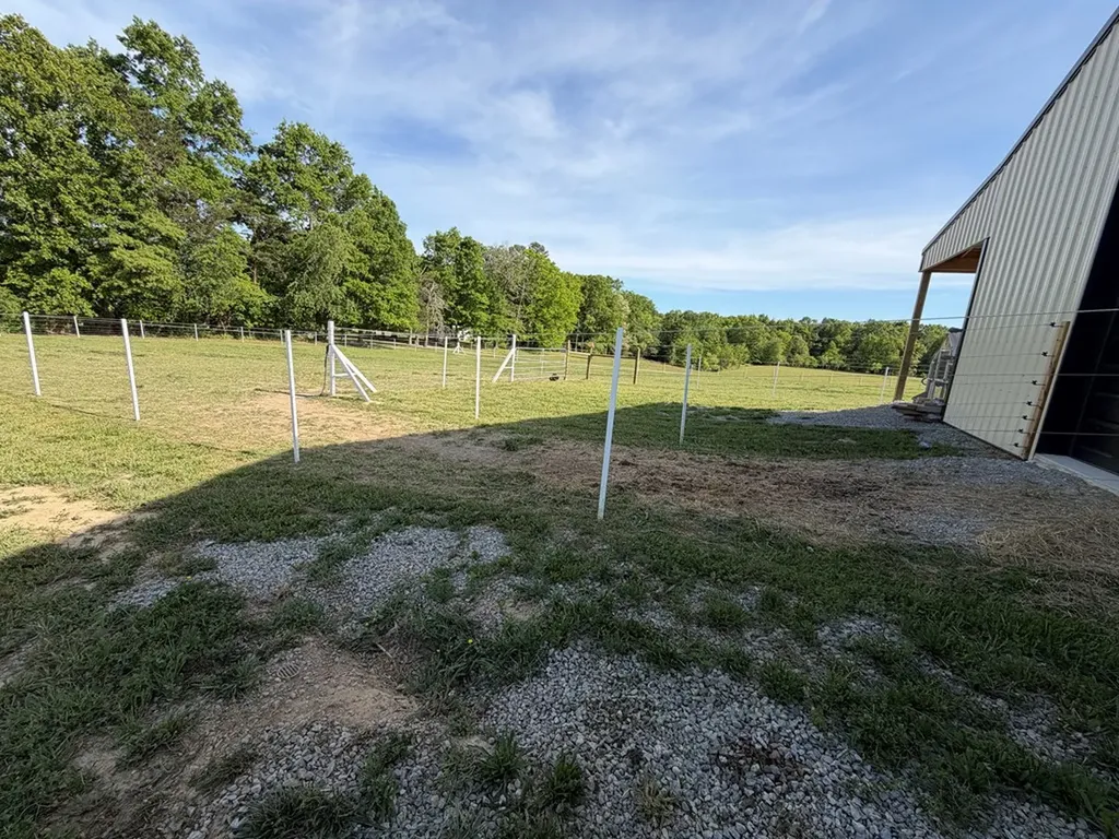 110 Don Conatser Road Allardt TN 38556