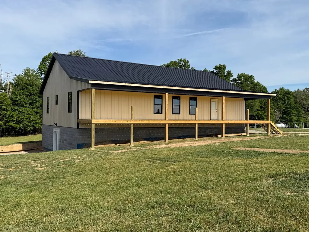 110 Don Conatser Road Allardt TN 38556