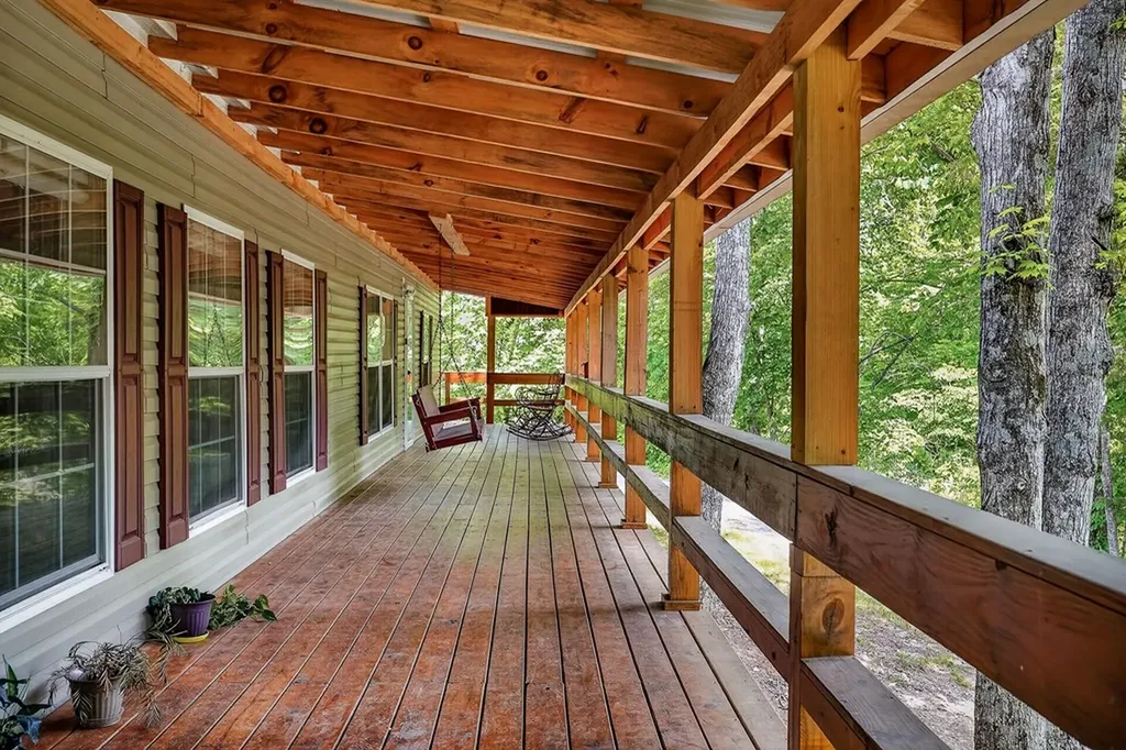 278 Pleasant Hill Road Allons TN 38541