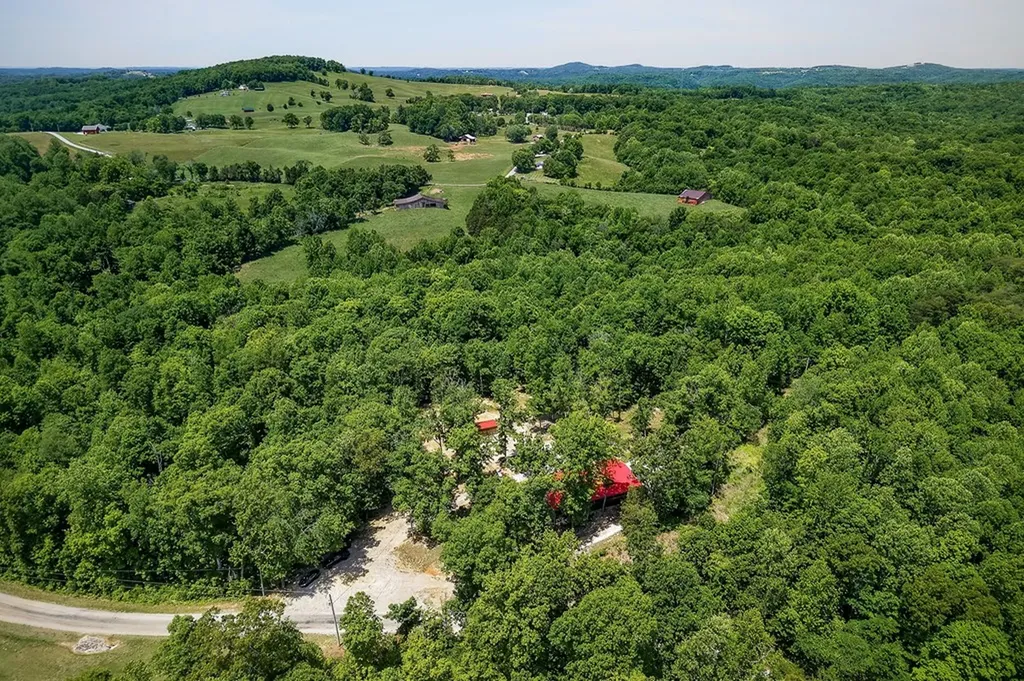 278 Pleasant Hill Road Allons TN 38541