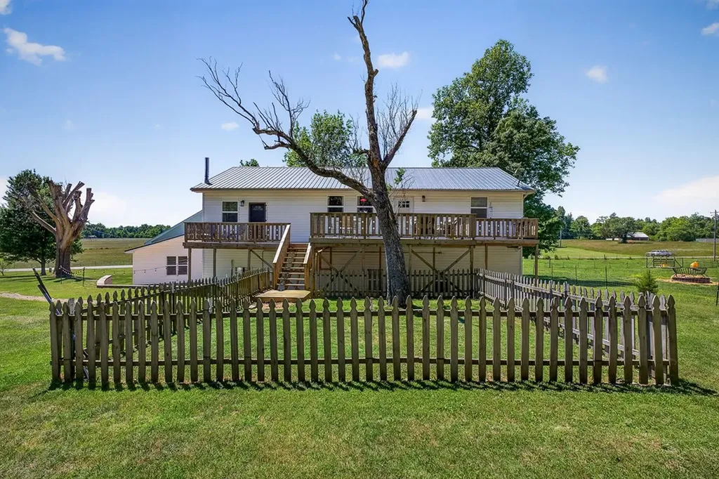 610 Falling Water Road Cookeville TN 38506