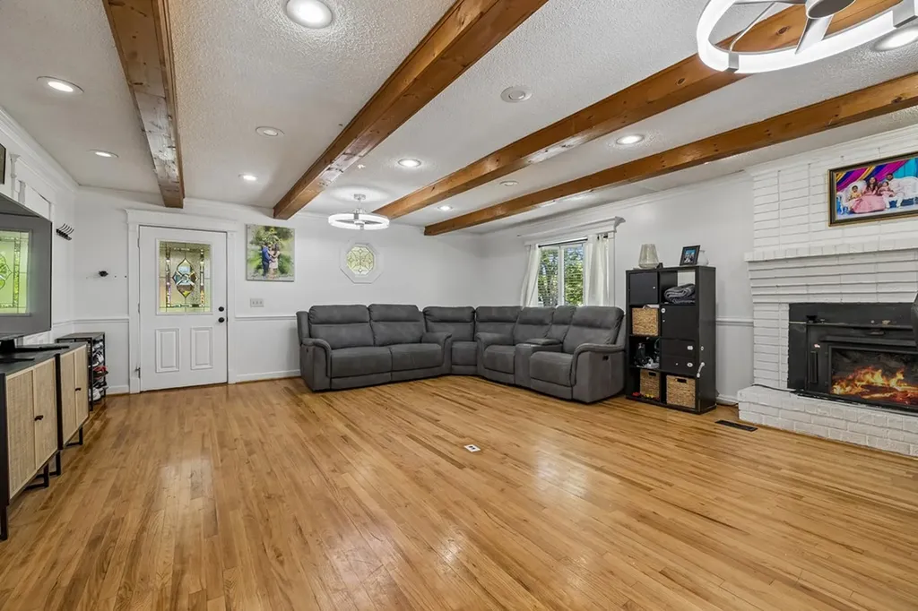 3456 Old Rock Island Road Rock Island TN 38581