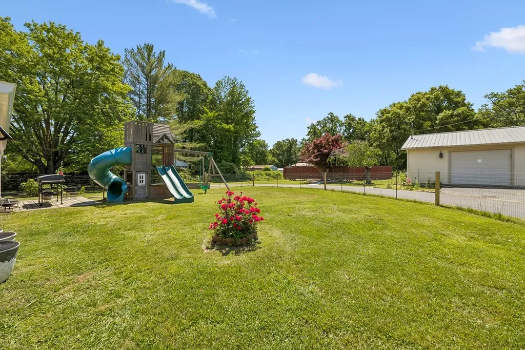 3456 Old Rock Island Road Rock Island TN 38581