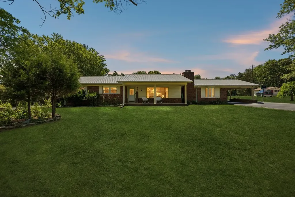 3456 Old Rock Island Road Rock Island TN 38581