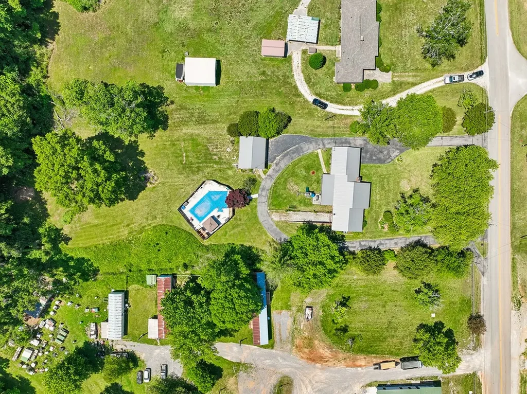 3456 Old Rock Island Road Rock Island TN 38581