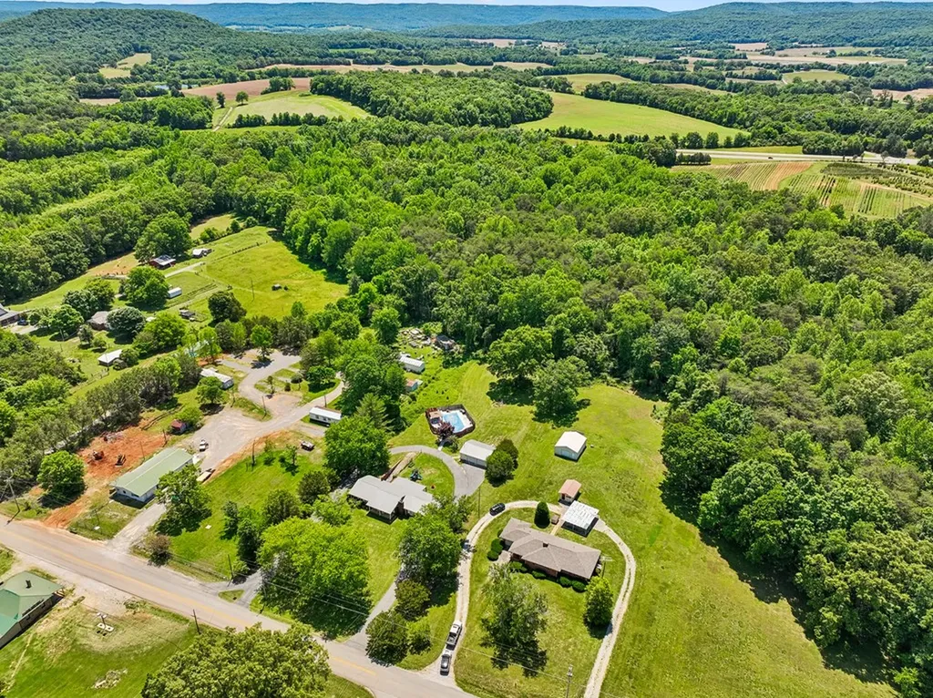 3456 Old Rock Island Road Rock Island TN 38581